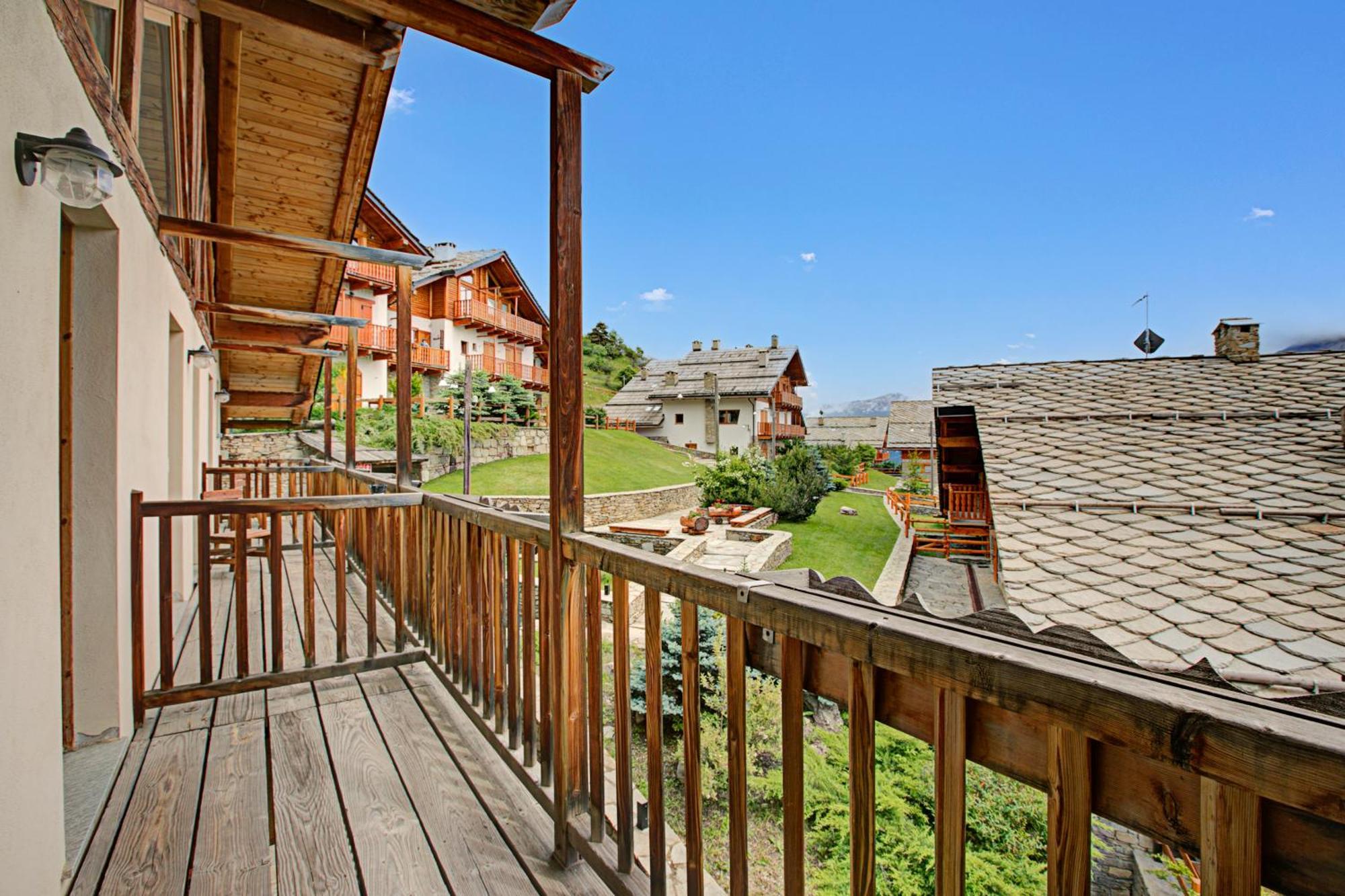 Residence Cianfuran- Happy Rentals Бардонеккия Экстерьер фото